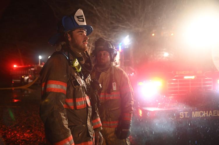 Fire destroys Royal Oak waterfront estate; 73 firefighters battle blaze ...