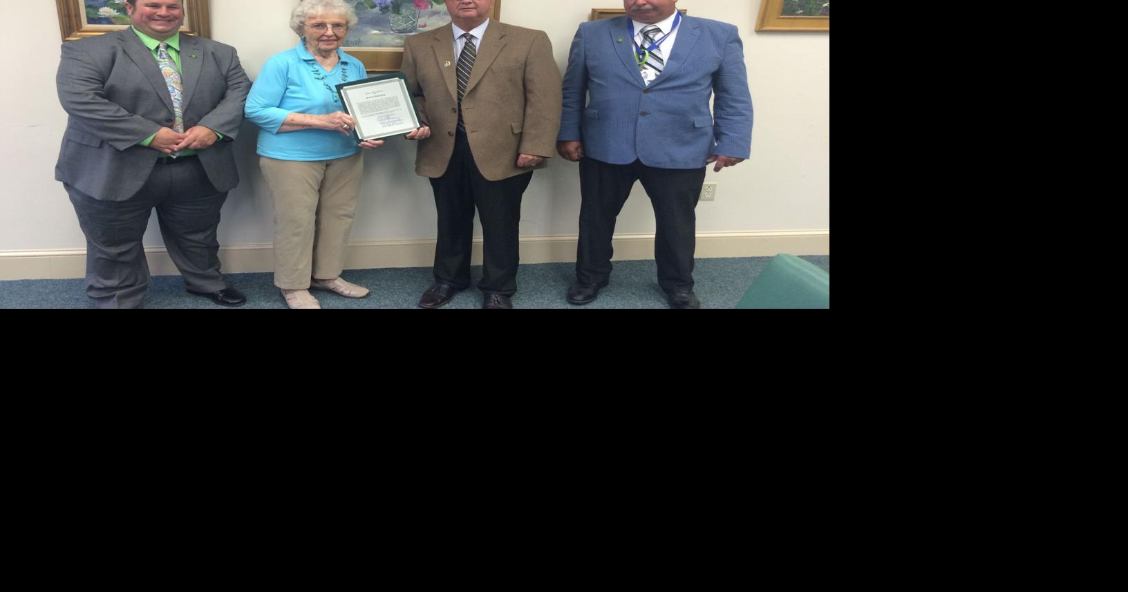 Ridgely's artist's artwork on display | Arts | stardem.com