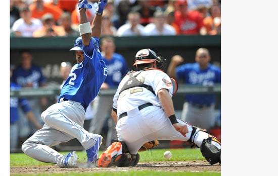 Detroit Tigers Jarrod Saltalamacchia officially announces his retirement