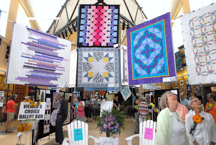 Crowds flock to Oxford quilt show Local