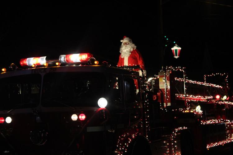 Greensboro hosts Christmas parade Local