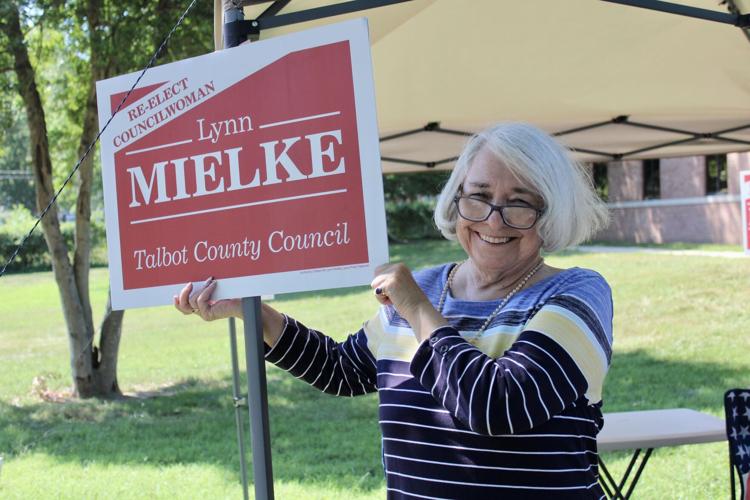 lynn mielke early voting.JPG