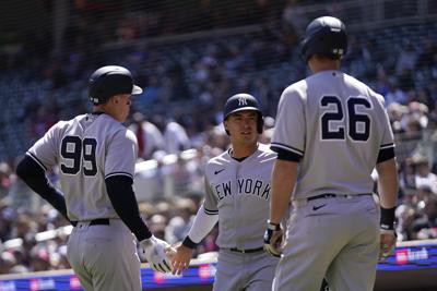 Aaron Judge, Anthony Rizzo homer in win vs. Reds