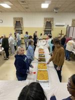 Neighbors United To Serve delivered 900 free meals on Thanksgiving