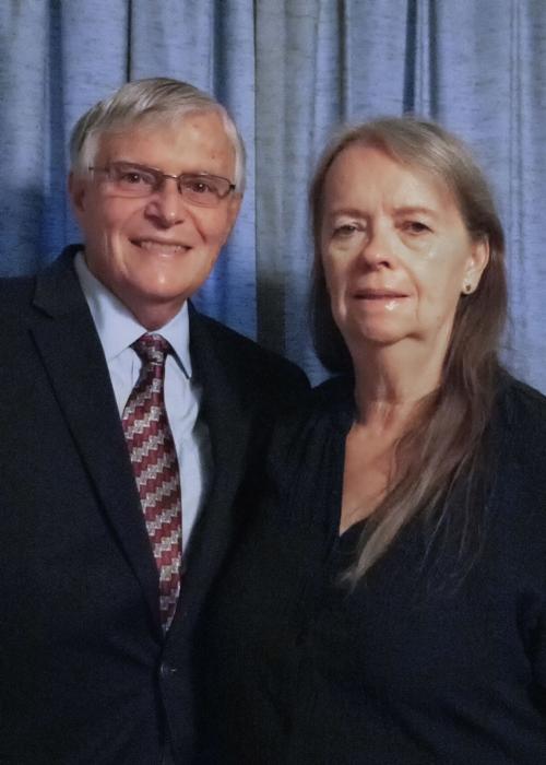 Roger and Linda Maki celebrate golden anniversary