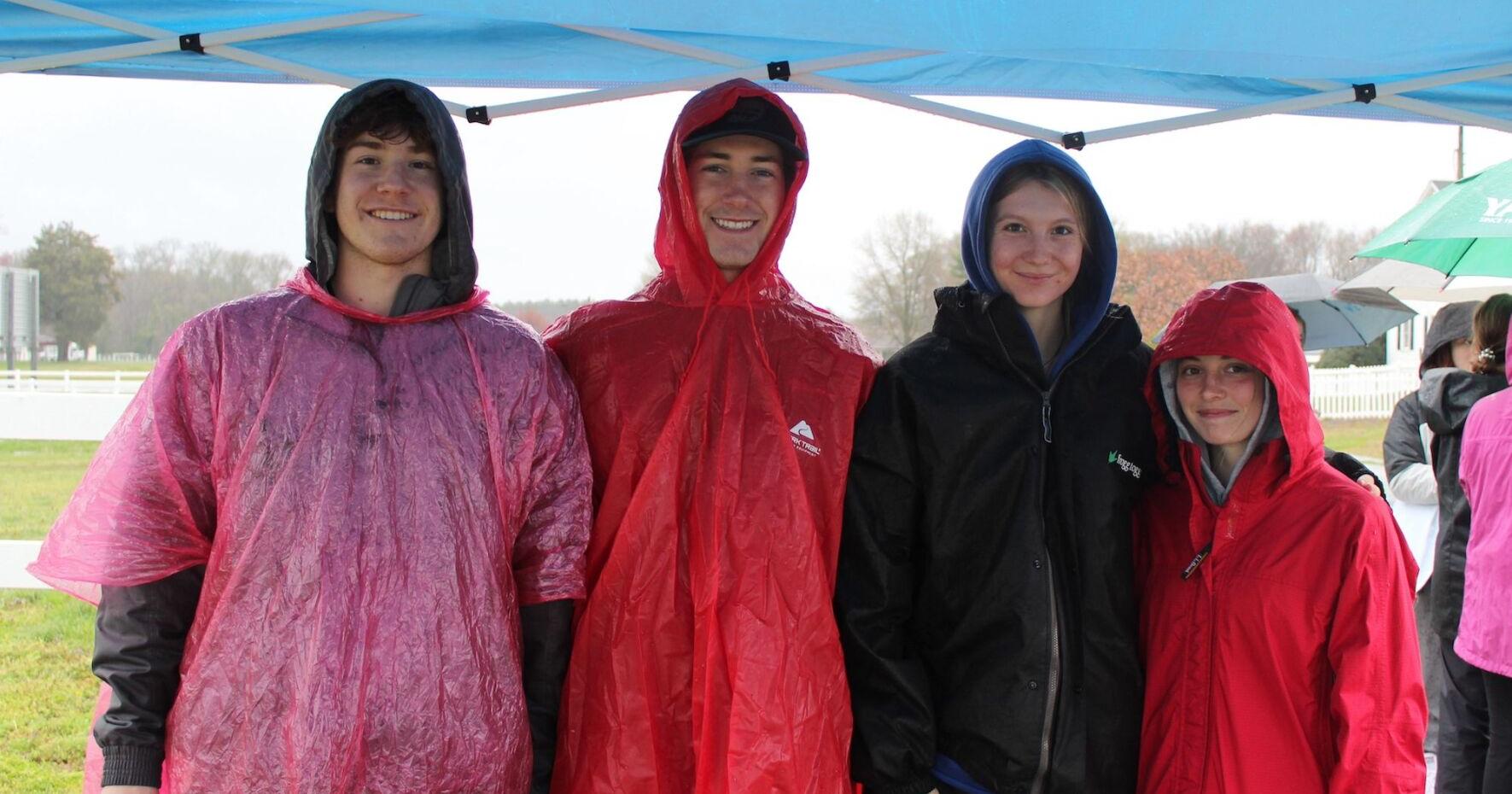 Runners, walkers brave rain in Denton Saturday - Vimarsana News