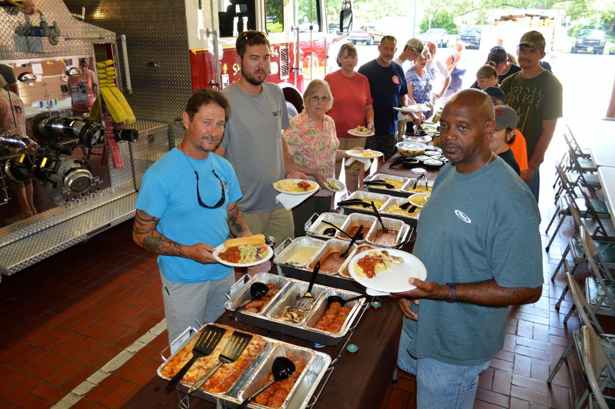 Olive Garden Serves Lunch To Volunteer Firefighters Local