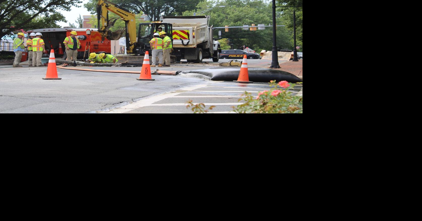 Water main break shuts down Washington, Harrison streets intersection ...