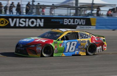Kyle Busch sets up showdown with Harvick for title | Pros ...
