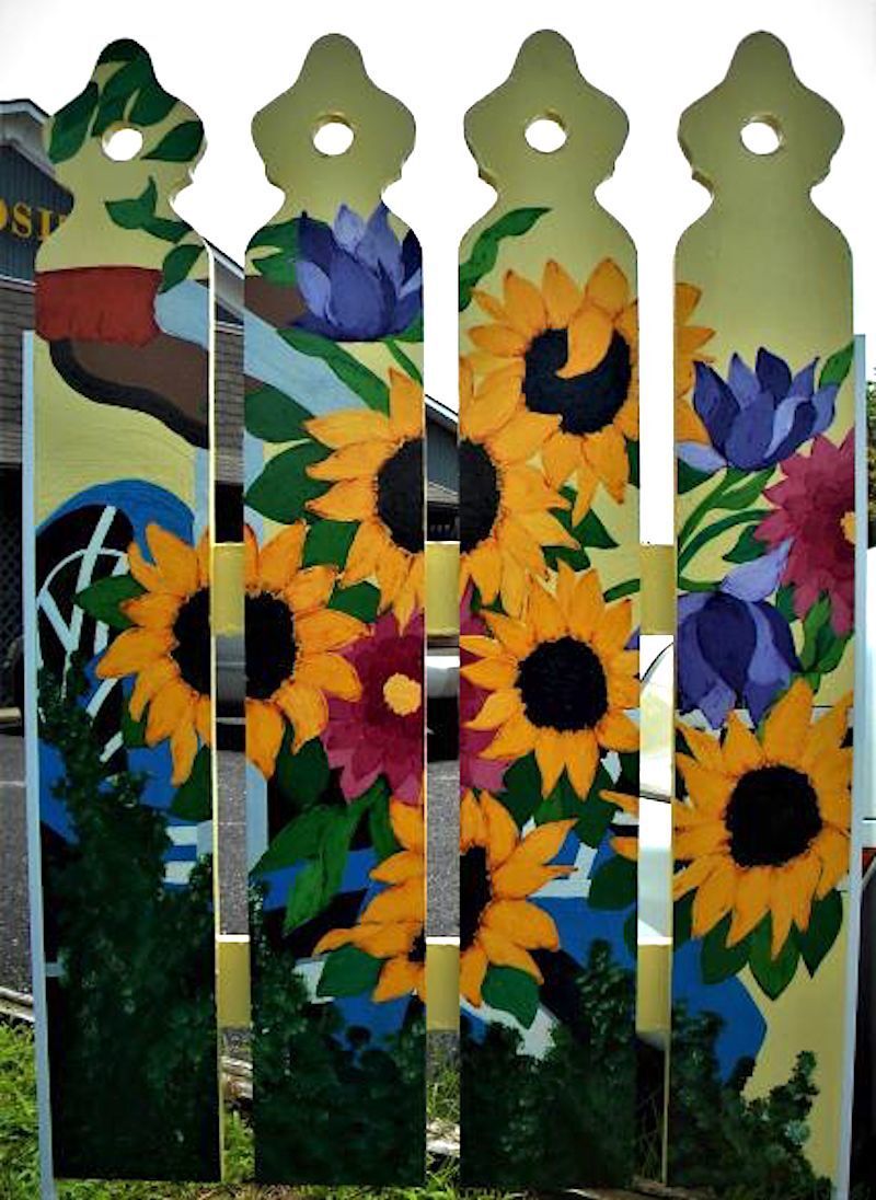 Shore scenes come to life on Oxford Picket Fences Local