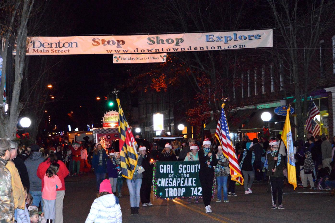 Photo Gallery 2016 Denton Holiday Parade Photos