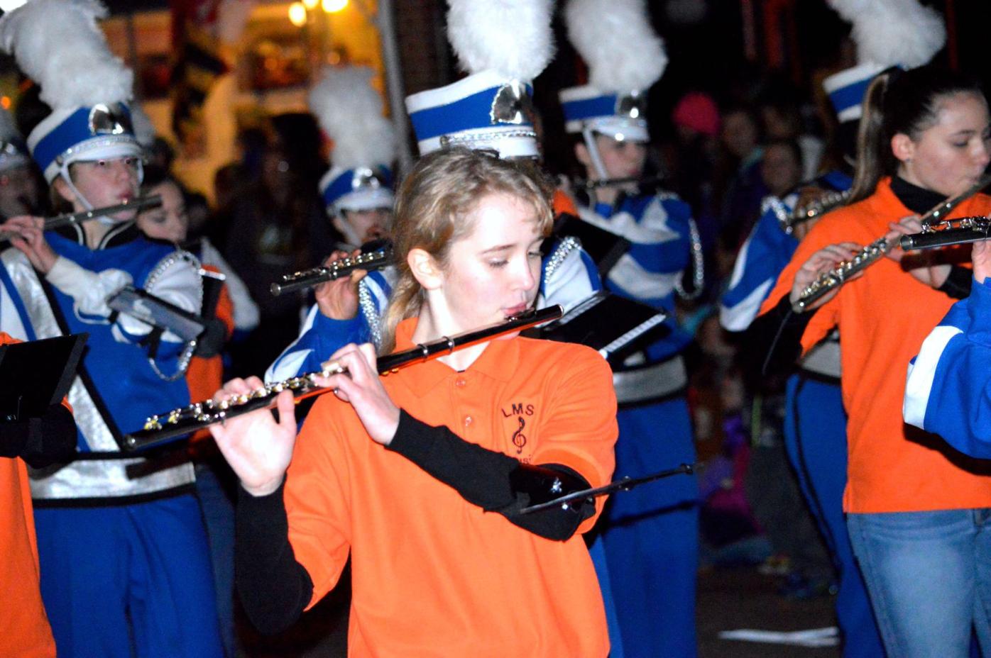 Photo Gallery 2016 Denton Holiday Parade Photos