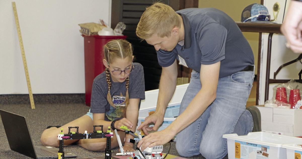 Robotics camp sparks creativity, programming skills - Image