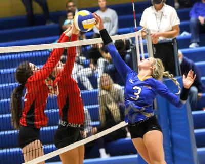 Gering volleyball tops Chadron in four
