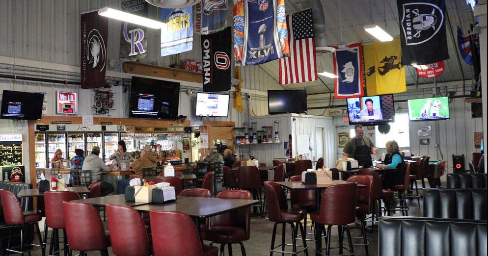 Torrington bar and grill celebrates grand opening