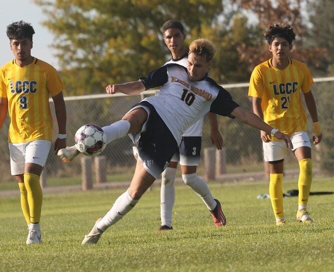 Western Nebraska CC men's soccer moves into Region IX semis