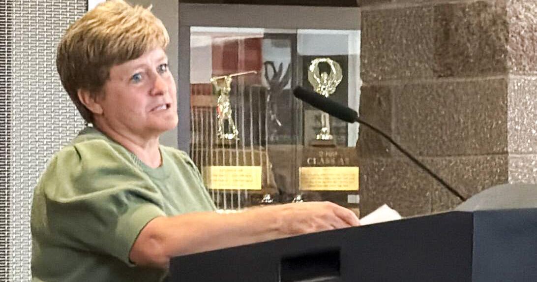 Five Scottsbluff educators honored in retirement celebration