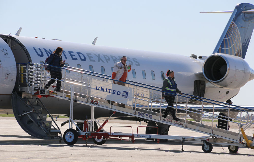 SkyWest reduces flights at Scottsbluff airport Transports