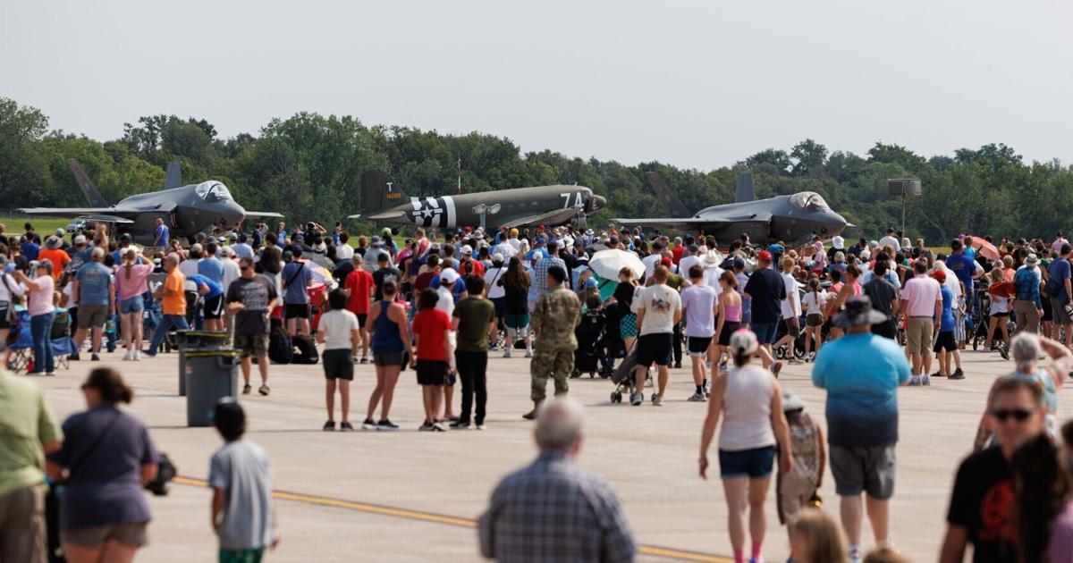 Storms cut short first day of 45th Offutt air show, but show resumes Sunday
