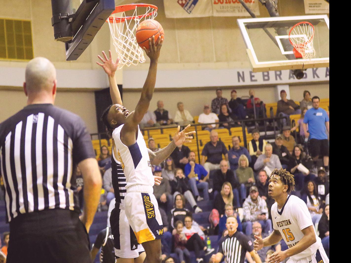 Lamar Men Edge Wncc 100 98 Sports Starherald Com