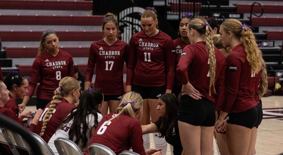 Eagles Battle for Three Sets in Colorado Springs
