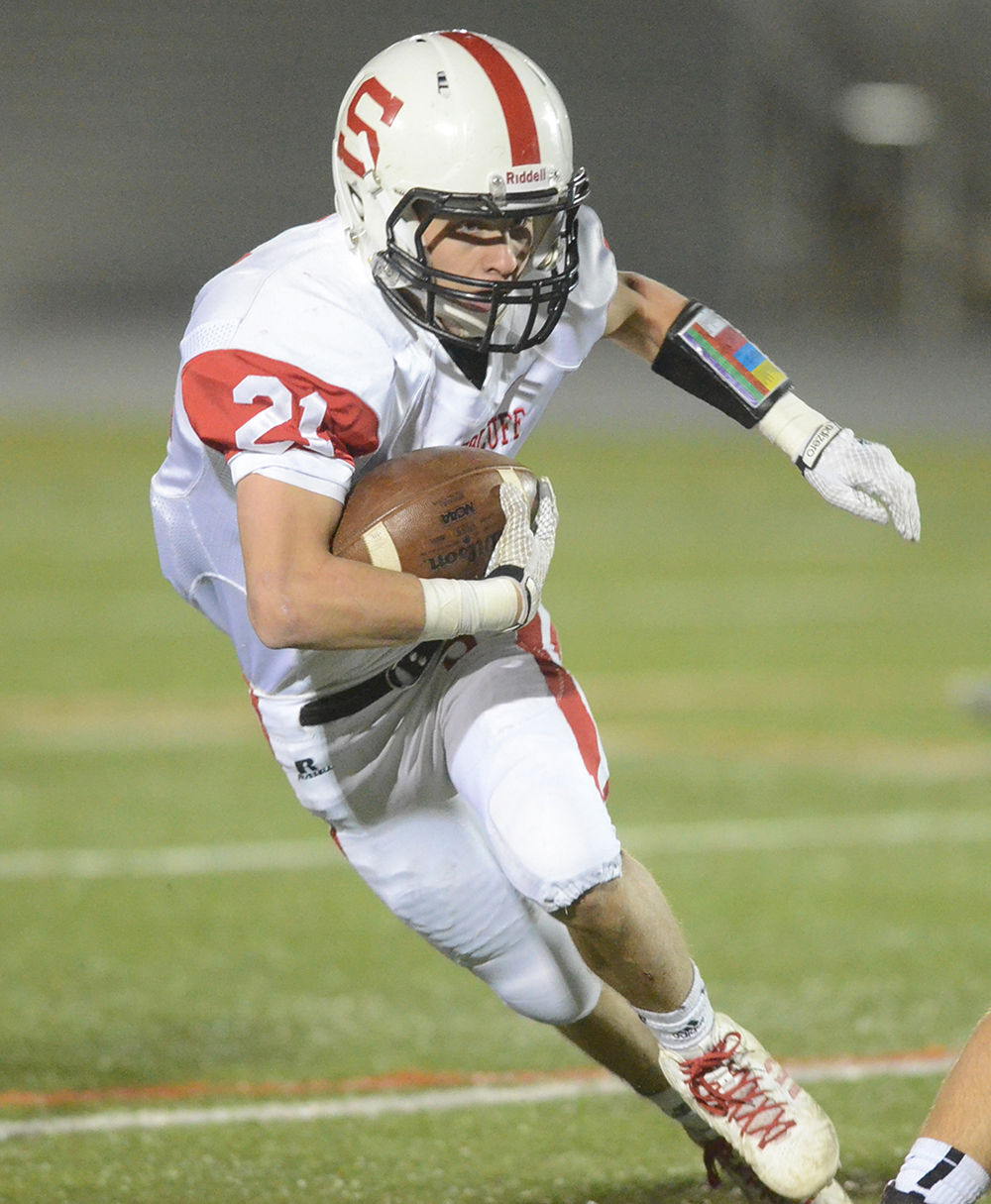 FOOTBALL Scottsbluff holds off Beatrice to advance to state