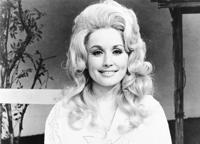 1975: Dolly Parton