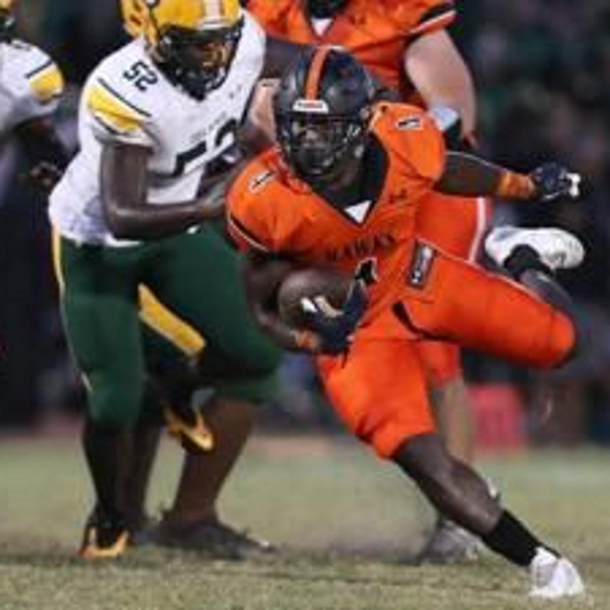 Signee Spotlight A 400 Pound Bench Press And A 4 5 Second 40