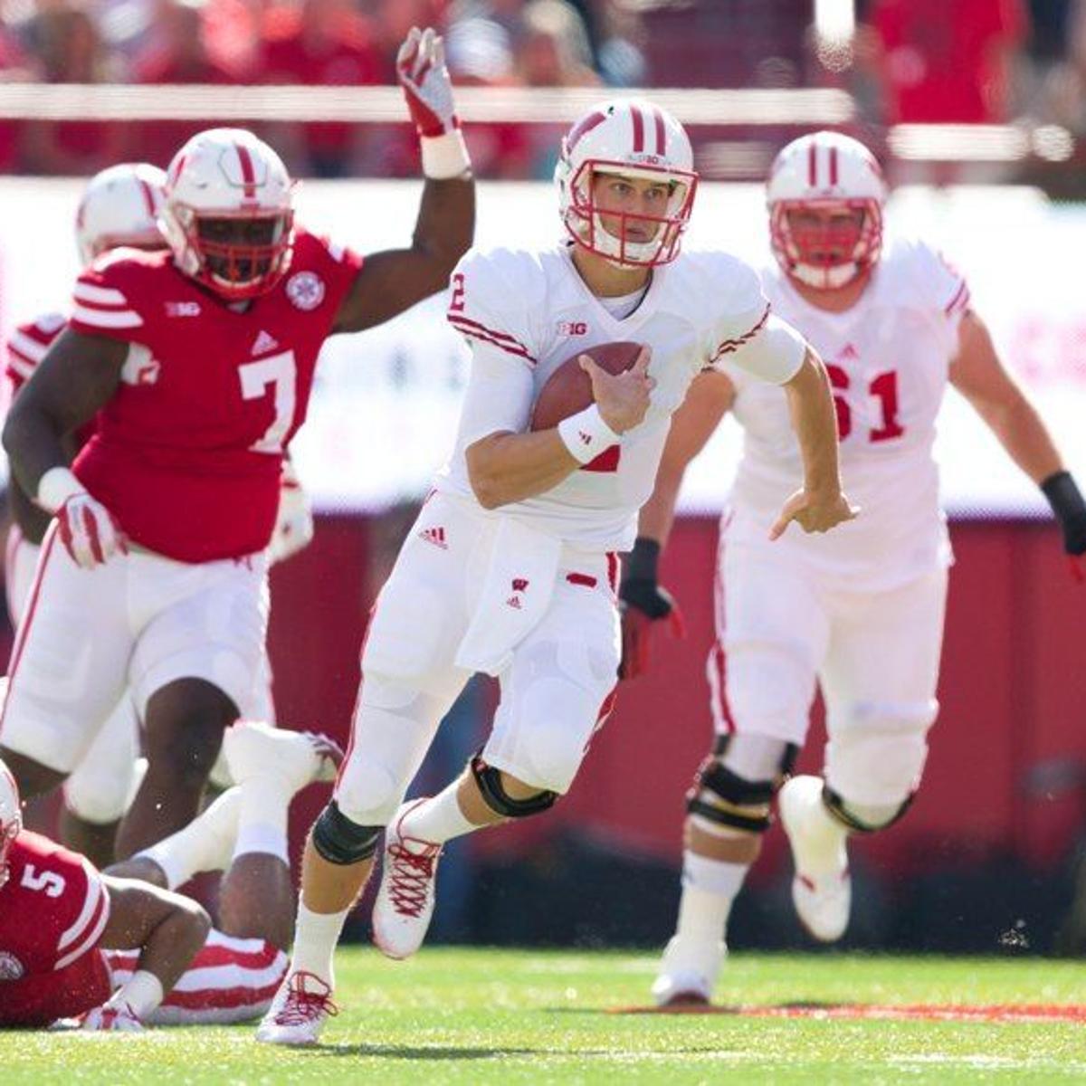 Game Replay Wisconsin 23 Nebraska 21 Football Starherald Com