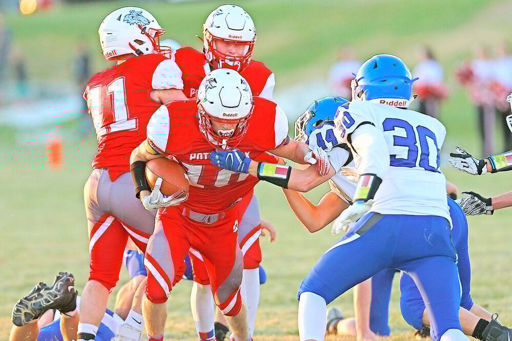 PotterDix advances to second round with win over Wallace Sports News