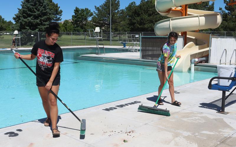 Gering Pool set to open Monday