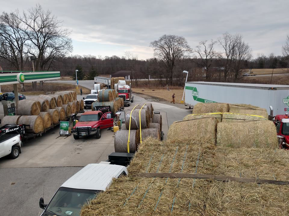 Ohio convoy delivers supplies flood victims