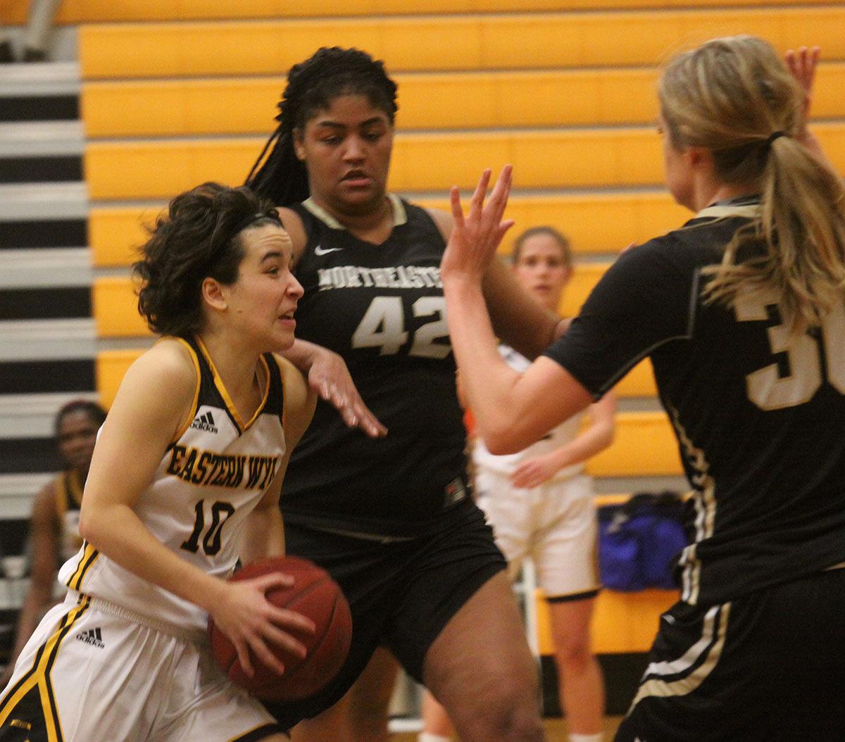 Photos Njc At Ewc Women S Basketball Sports Starherald Com