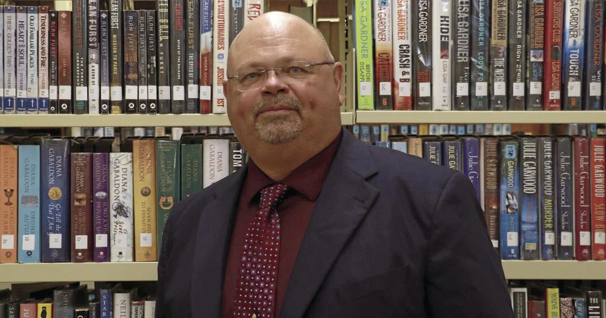 Scottsbluff library turns the page, with Richard Landreth as new director