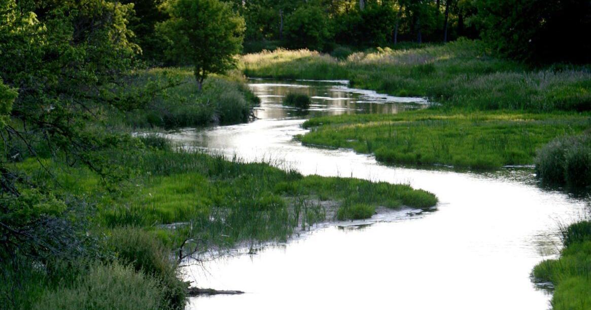 Groups ask Nebraska governor to deny water transfer - Vimarsana News