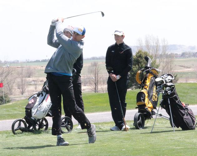 Mitchell's Peters, Bearcats golf win in Mitchell