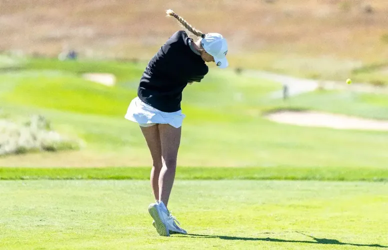 Eagles Climb to 8th At Travis Roy Invite