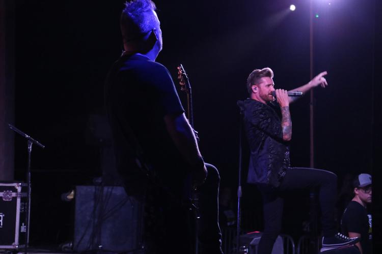 PHOTOS: Moon Fever/Hinder Concert