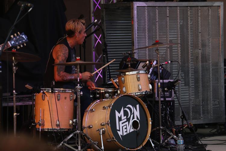PHOTOS: Moon Fever/Hinder Concert