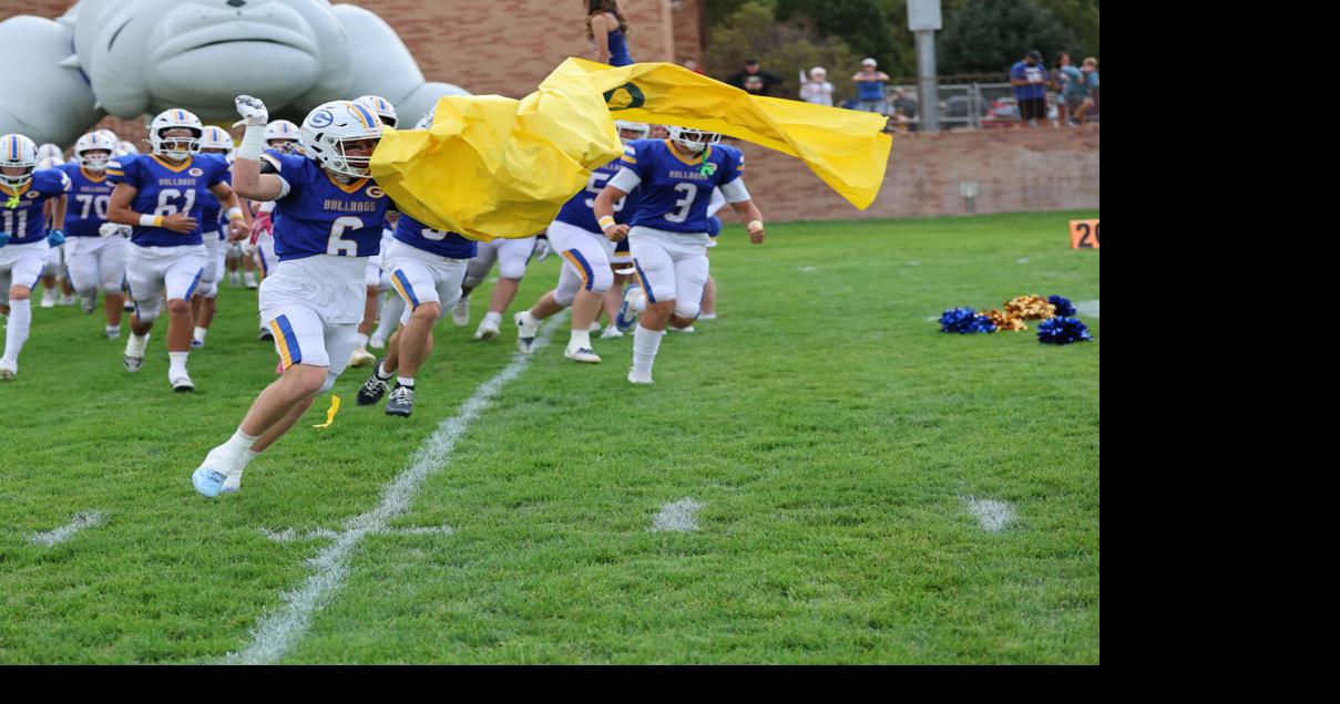 PHOTOS: Gering hosts Torringotn to kick off the high school football season