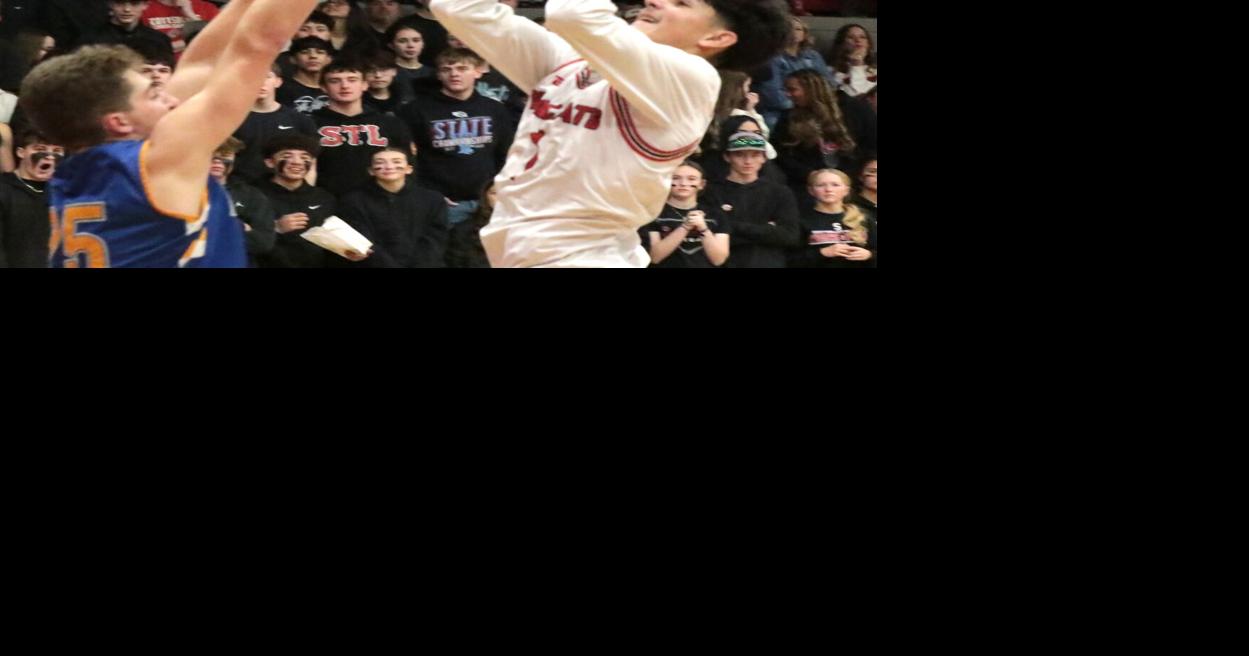 Scottsbluff's Meininger hits career milestone in host Bearcats win over Gering