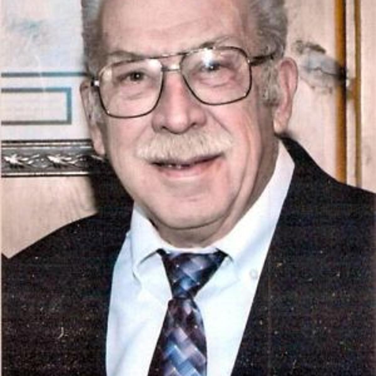 Rodger Henderson Obituaries Starherald Com