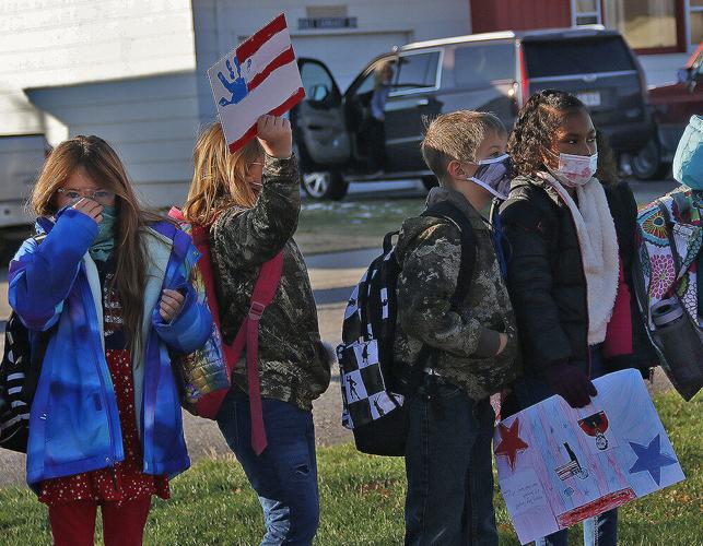Geil Elementary celebrates Veterans Day