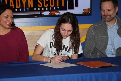 Gering's Jadyn Scott makes commitment to Doane cross country official