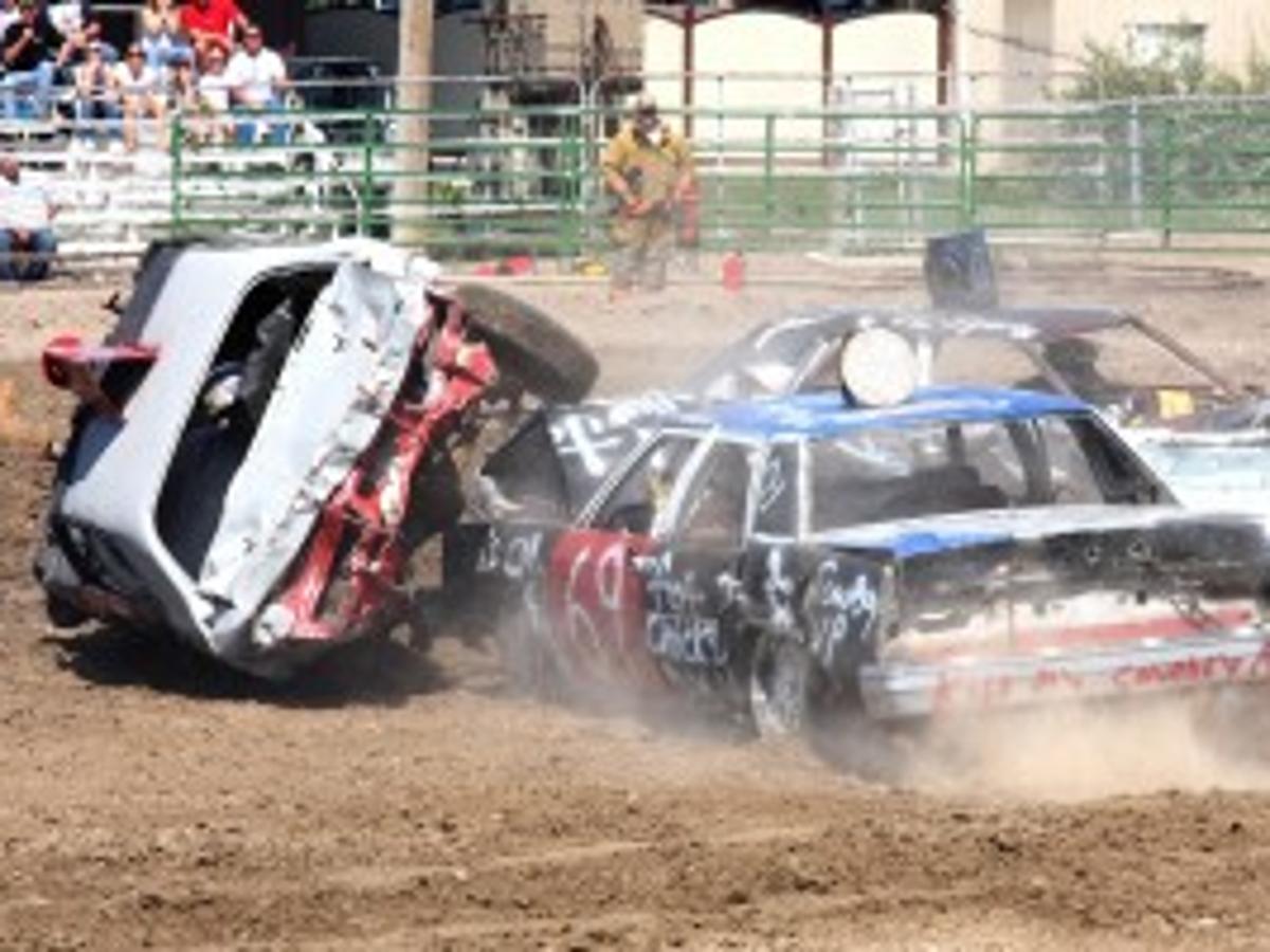 Demo Derby A Smashing End To County Fair Sports News Starherald Com