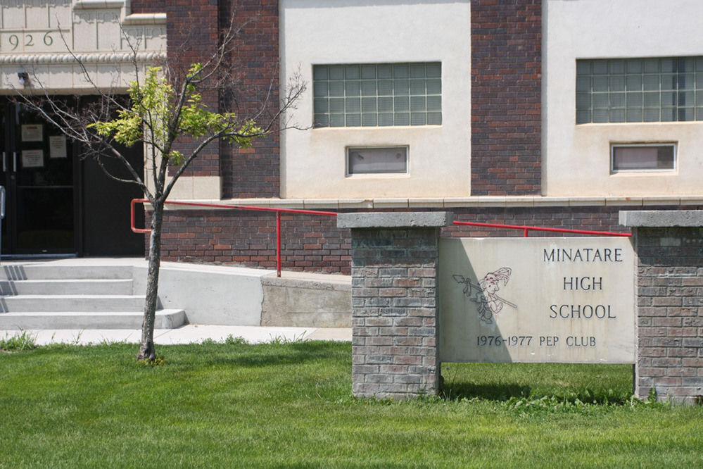 Minatare Public Schools plans for two weeks of fully remote schooling