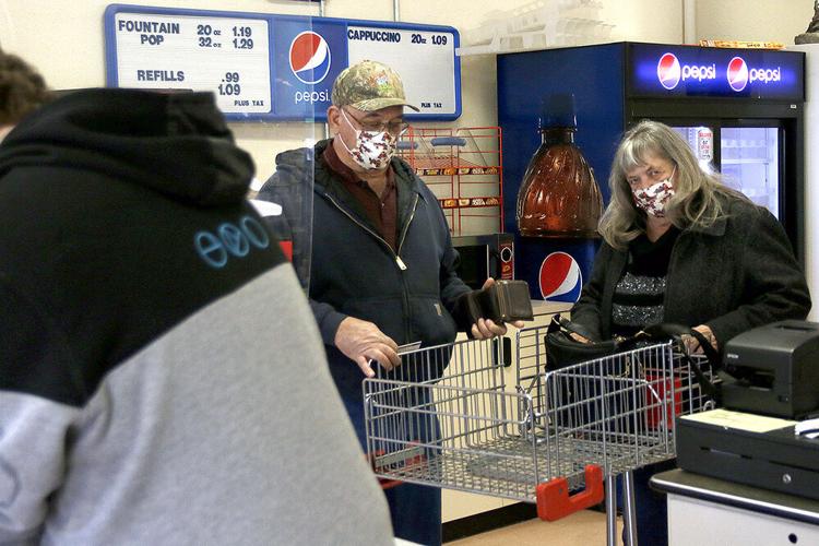 Bayard residents discuss grocery store’s imminent closure