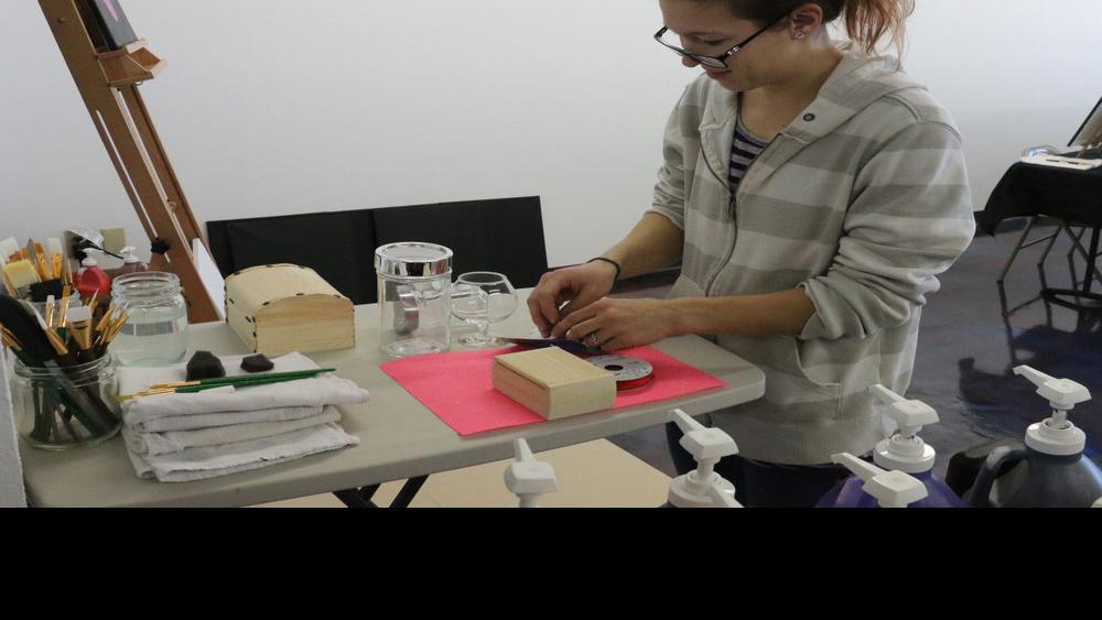 Studio Opens To Pair Wine And Painting Local News Starherald Com