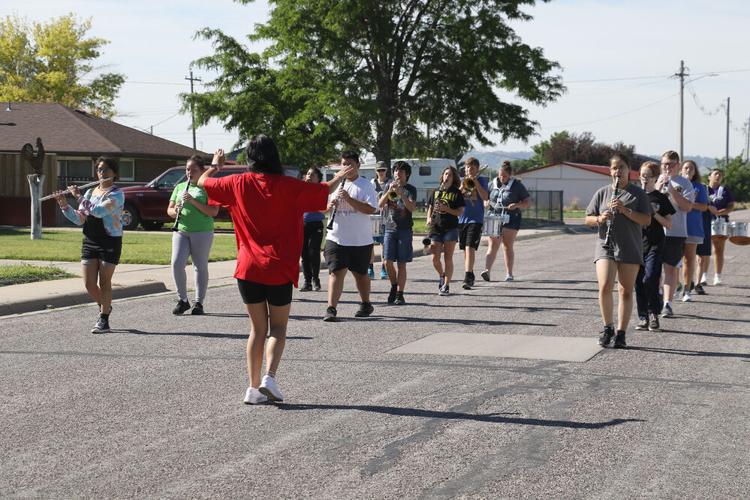 Gering bands rehearse for Oregon Trail Days parade