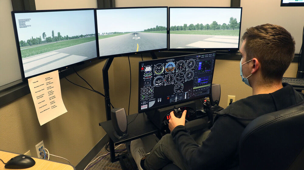 JROTC students can get virtual aviation training at Scottsbluff High School